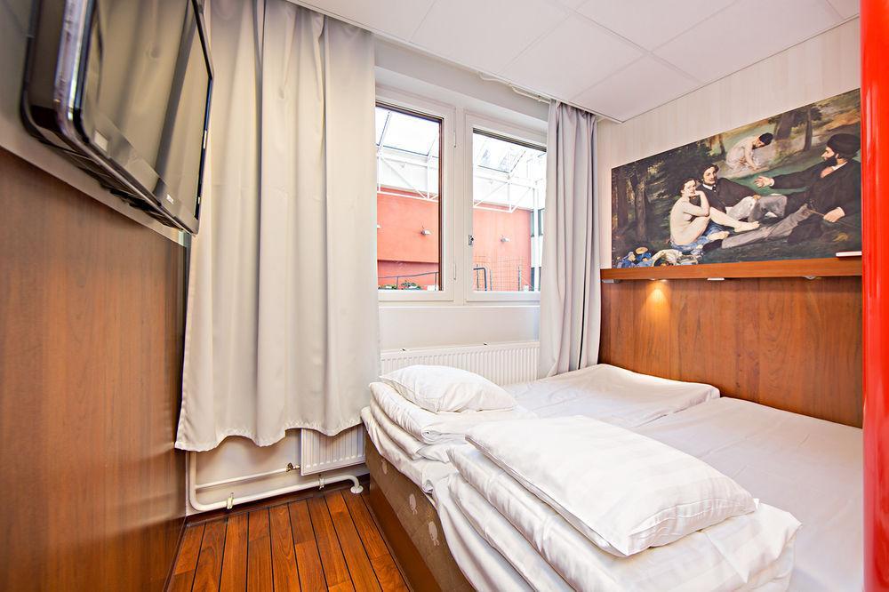 Omena Centre Hotel 3*